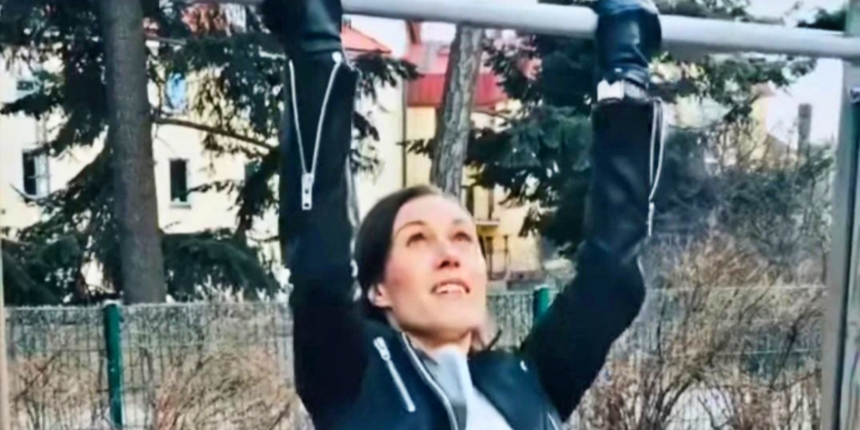 Finlandiya Başbakanı barfiks çektiği anları sosyal medyada paylaştı!
