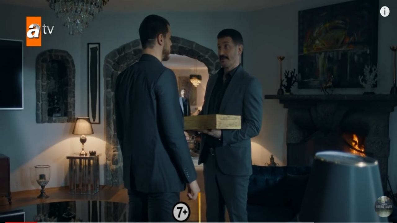 Yalnız Kurt Dizisi Kurtlar Vadisi Havası Vermeye Başladı! Yalnız Kurt Dizisinde Olay Çakır - Polat Göndermesi!