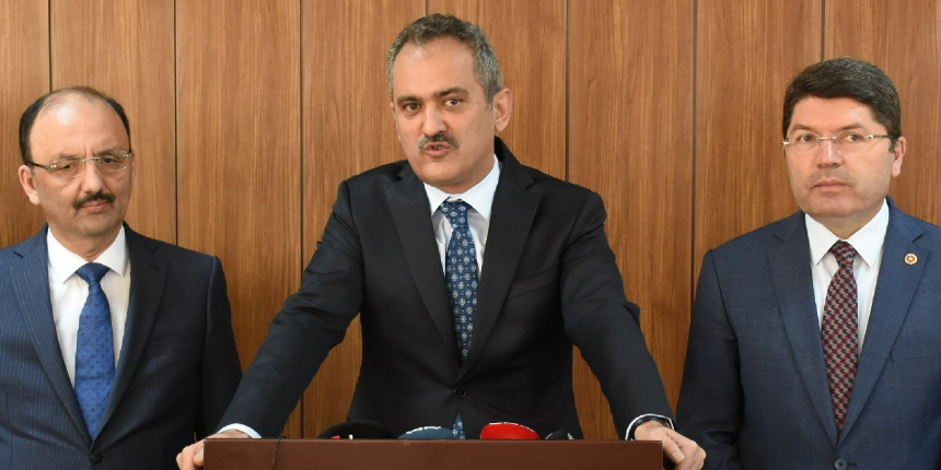 Bakan Özer: Yarından itibaren okullarda maske zorunluluğu yok