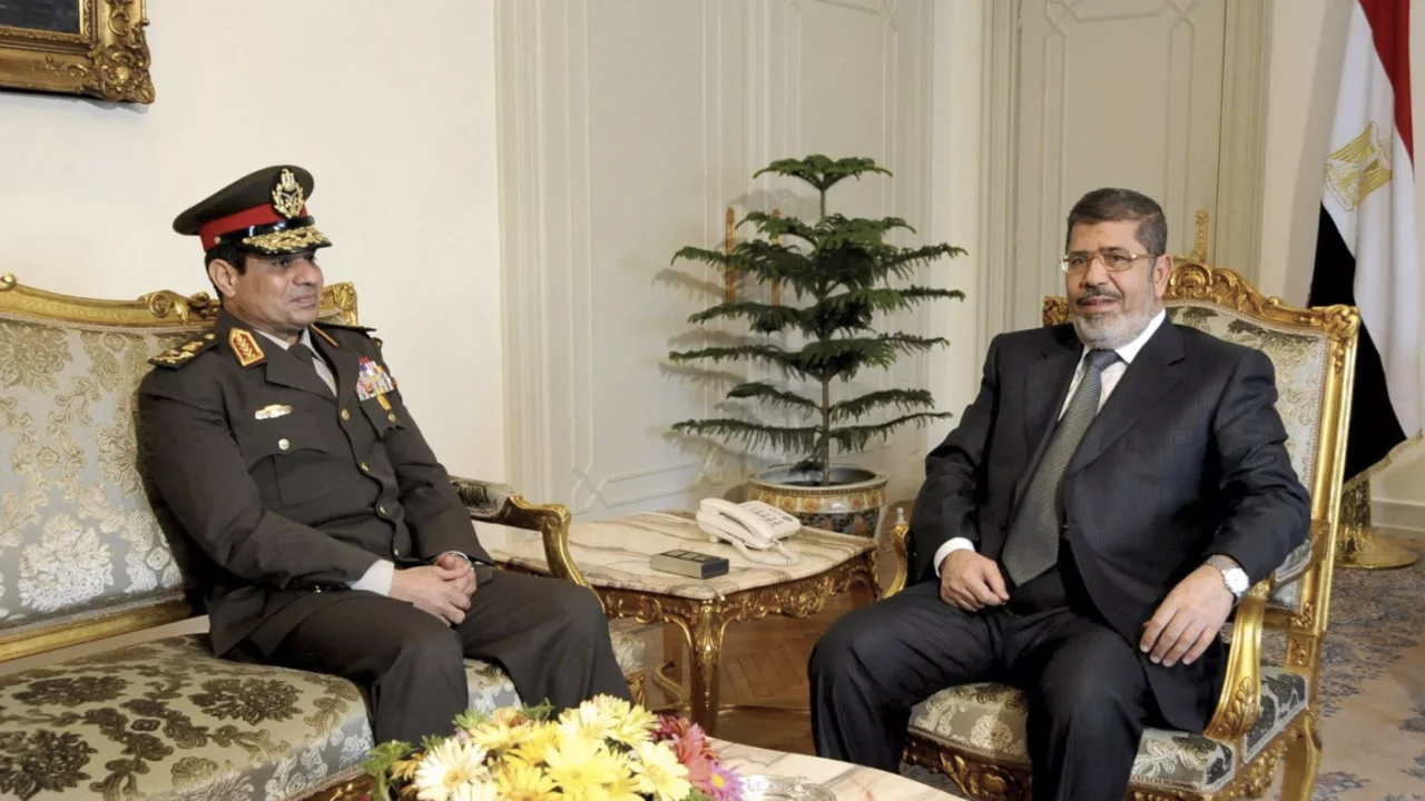 Mısır Cumhurbaşkanı Sisi, darbe ile devirdiği Mursi hakkında konuştu: Mursi'ye komplo kurmadım