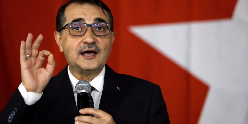Bakan Dönmez: Bu evde elektrikler yok demek için ziyaret saati elektrikleri birileri marifetiyle kesmişler