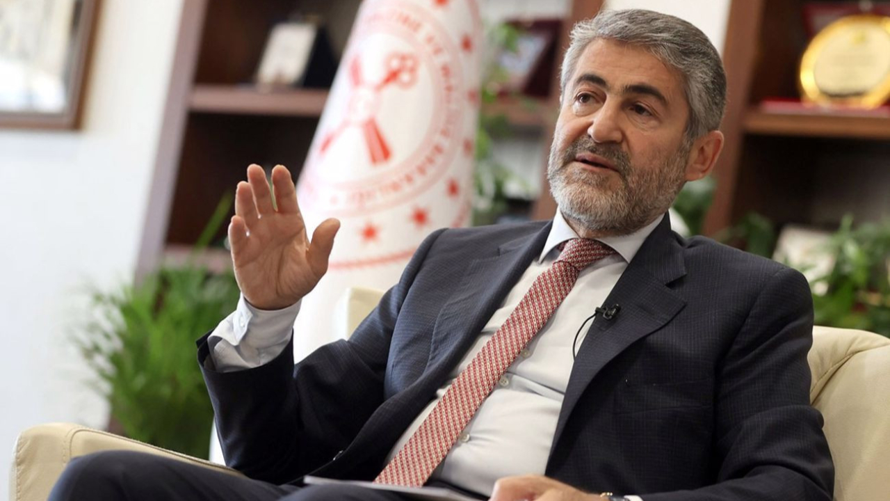 Bakan Nebati: İhracat hedefimize adım adım ilerliyoruz