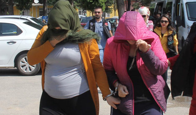 Adliyeye getirilen zanlı "Ana kraliçeyim öyle yazın" diye bağırdı...