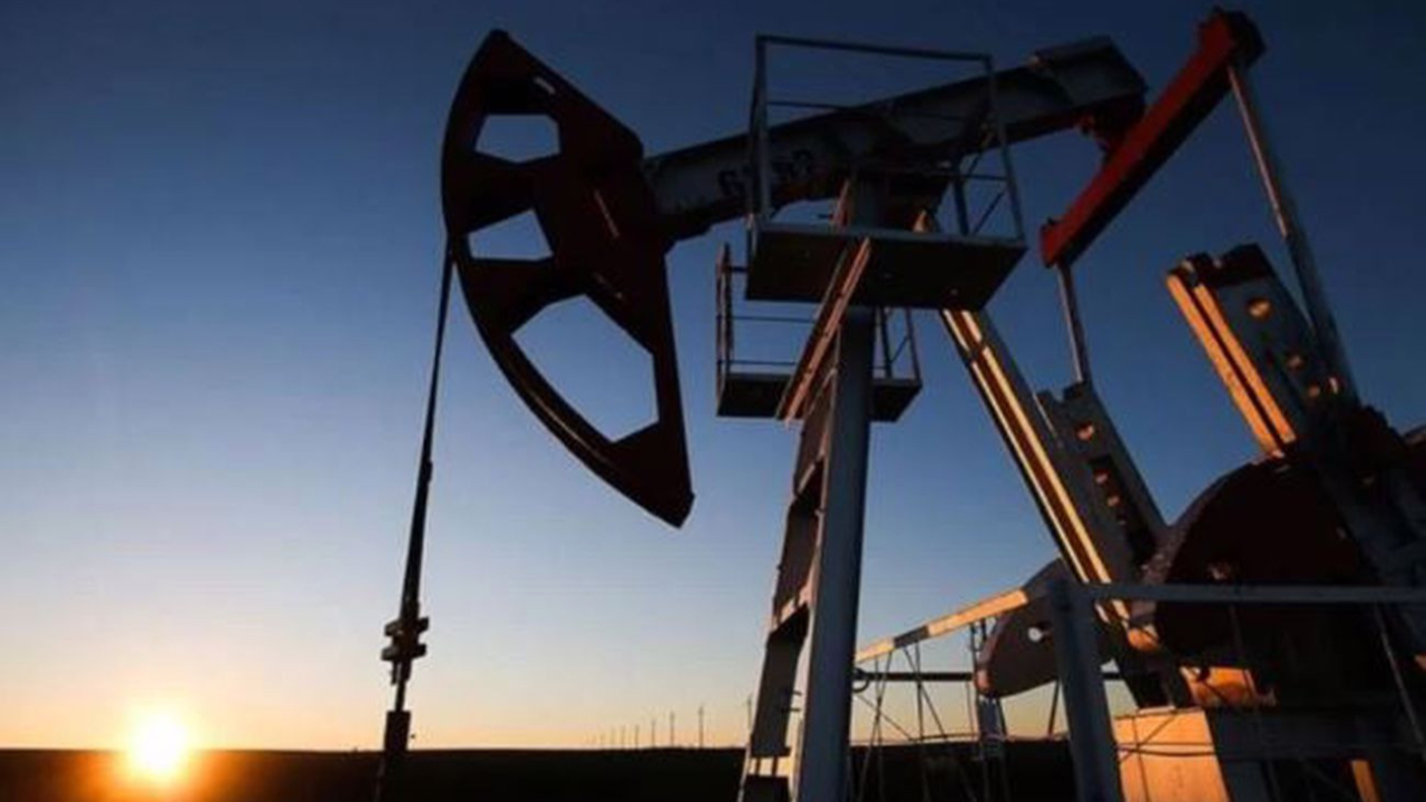 Brent petrolün varil fiyatı 105,34 dolar