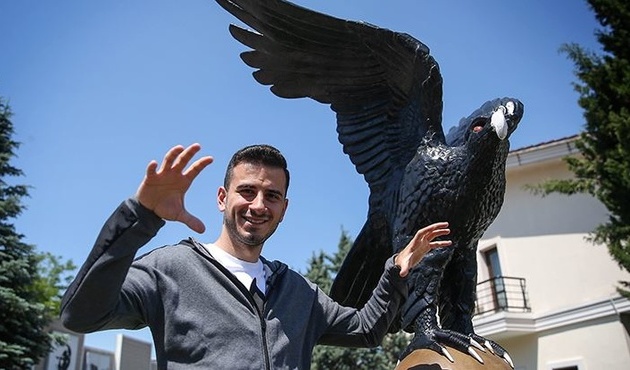Oğuzhan'dan flaş Van Persie açıklaması