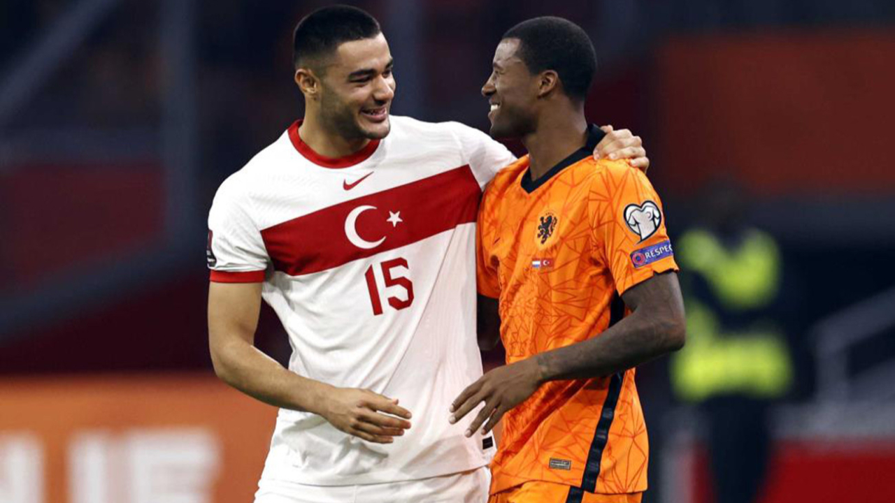 Milli futbolcu Ozan Kabak geri dönüyor ama Galatasaray'a değil