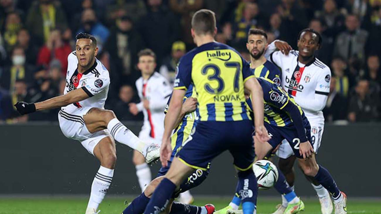 Süper Lig'de oynanacak Beşiktaş -Fenerbahçe derbisinin tarihi belli oldu