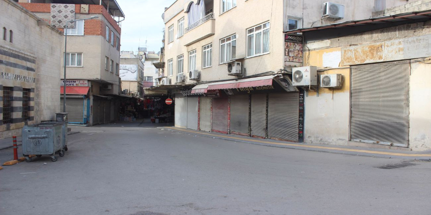 Türkiye'de bir kent... Ölü şehir gibi oldu