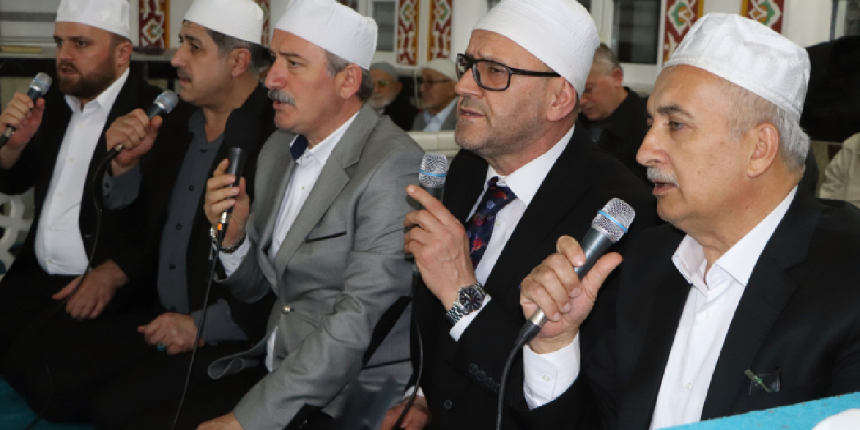 Çarşamba'da 300 yıllık gelenek yaşatıldı, Enderun usulü teravih kılındı