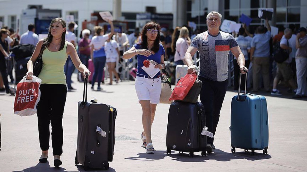 Türkiye’ye gelen Rus turist sayısı geriledi
