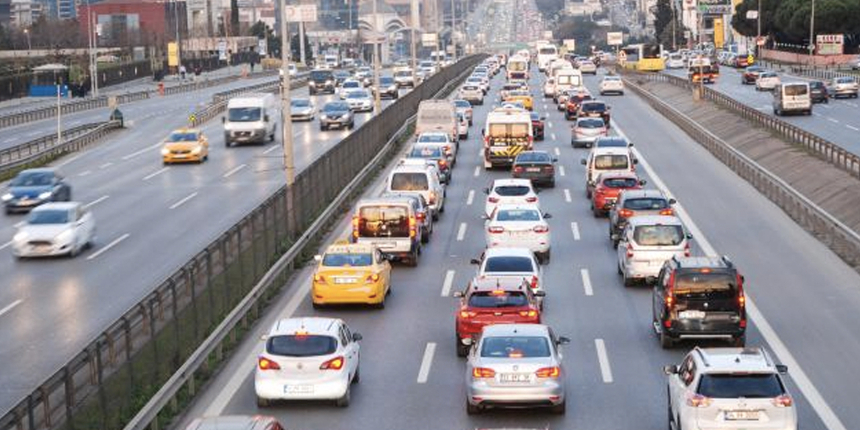 Yollarda bayram için tedbirler alındı: Çok sayıda ekip 24 saat hazır olacak