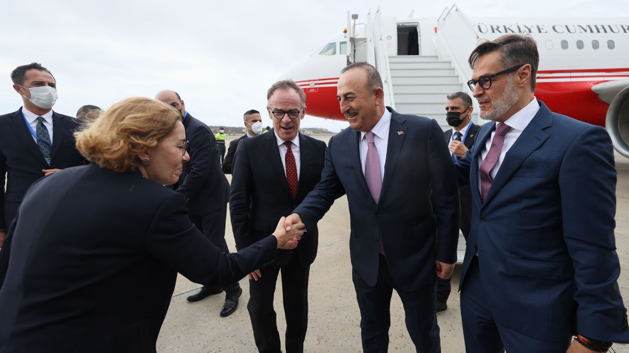 Çavuşoğlu, Latin Amerika turunun son durağı Venezuela'da!