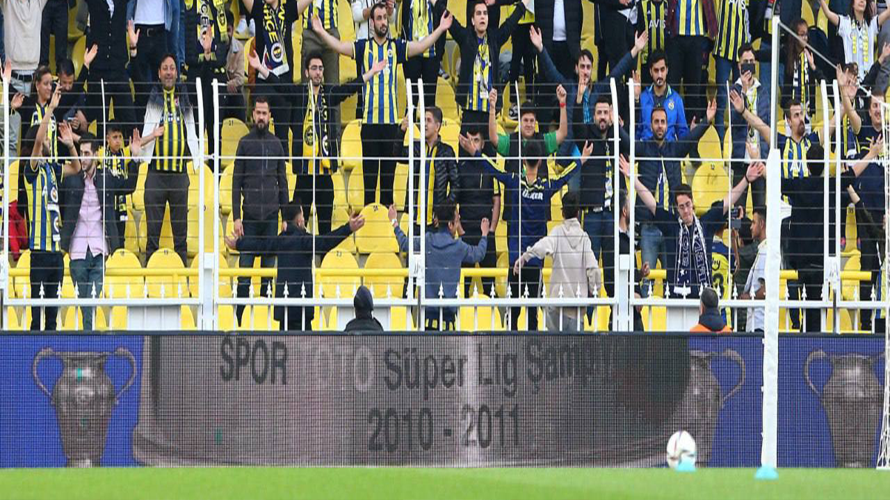 Fenerbahçe'den, Trabzonspor'a cevap: Şampiyonun kupası müzesinde olur