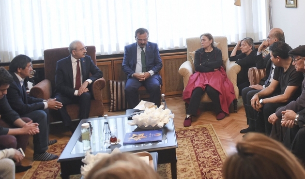 Kılıçdaroğlu ve Işık'tan şehit Tümgeneral'in ailesine taziye ziyareti!