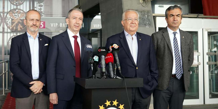 Galatasaray'da başkan adayları Burak Elmas'ın seçime katılmayacağını duyurdu