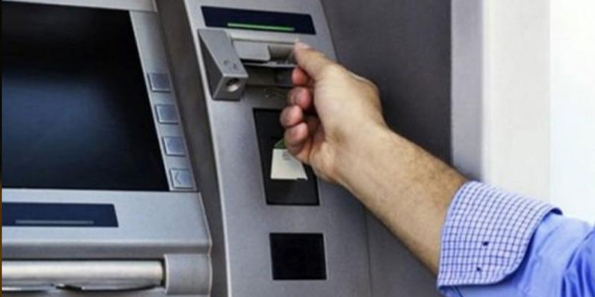 ATM'deki yazılım açığından faydalanıp 142 bin 830 TL para çekti