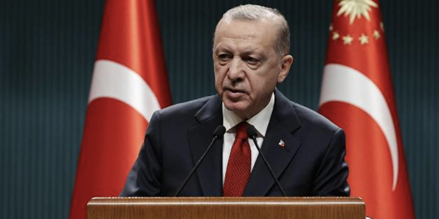Cumhurbaşkanı Erdoğan'dan Anneler Günü mesajı: Layık oldukları sevgiyi eksik etmemeliyiz