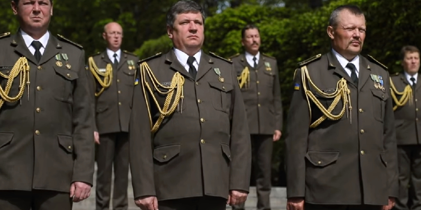 Ukrayna Silahlı Kuvvetleri'nden salavatlı Ramazan Bayramı kutlaması