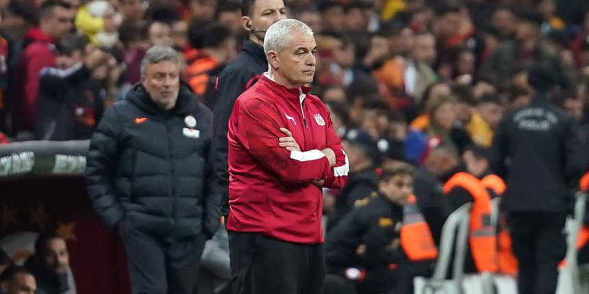 Sivasspor'da teknik direktör Rıza Çalımbay'dan Galatasaray maçı sonrası veda gibi sözler
