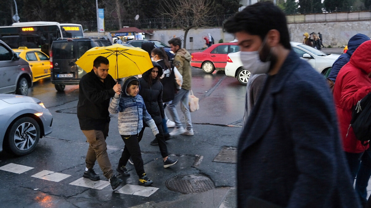 AKOM'dan İstanbullulara son dakika uyarısı: 12:00'da başlayacak 22:00'a kadar sürecek!