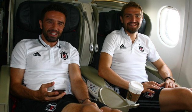 Gökhan'dan Caner'e: Maç izlediği yere +18 koymanız lazım