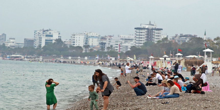 Turizmcilerin yüzü güldü: Doluluk oranı yüzde 80’e ulaştı