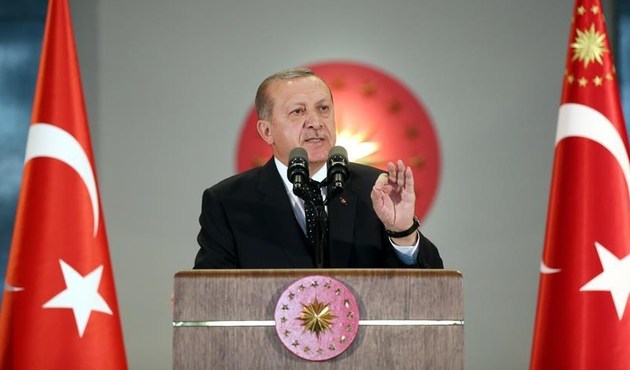 Cumhurbaşkanı Erdoğan Şehit Tümgeneral Aydın’ın Hanke’ye Ağıt şiirini okudu/Video