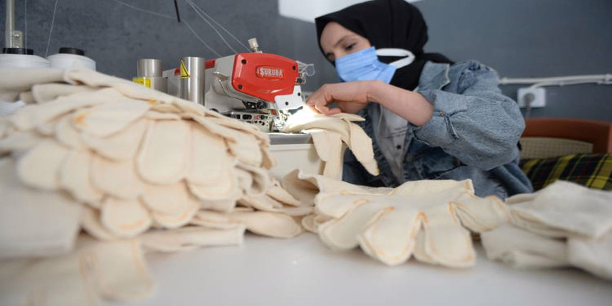 Okul için gitti Çin'de iş öğrendi, fabrika kurdu