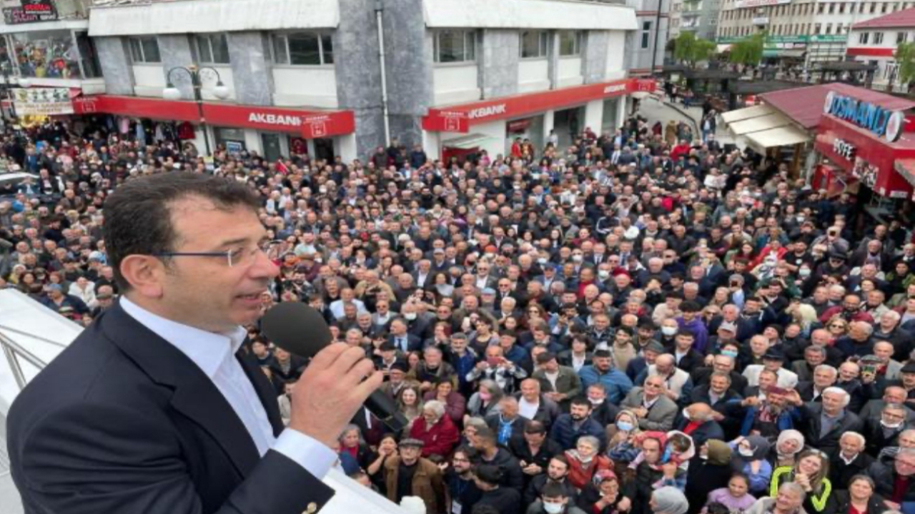 "İmamoğlu, etrafına aldığı kadronun kendisini ne tür bir patinaja sürüklediğini görmek istemiyor"