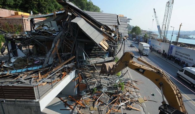 İBB açıkladı: Boğaz hattında yıkım devam edecek!