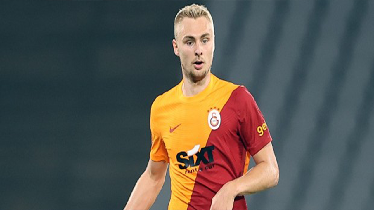 Victor Nelsson'a İngiliz kancası