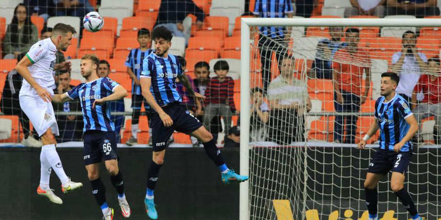 Aytemiz Alanyaspor, Adana Demirspor karşısında 3 puanı 2 golle aldı