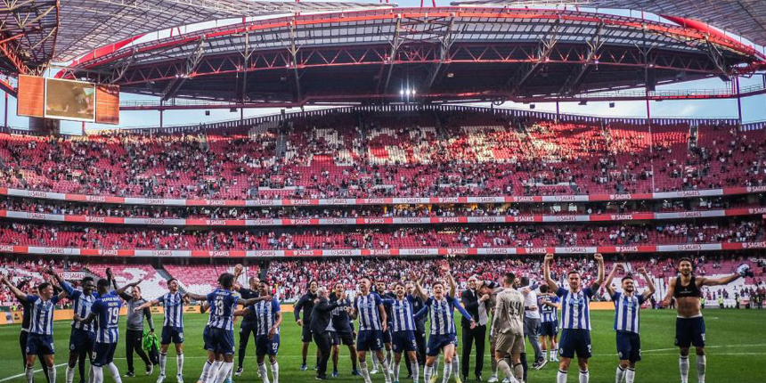 Portekiz Süper Ligi'nde Porto, ezeli rakibi Benfica'nın sahasında 30. şampiyonluğunu ilan etti