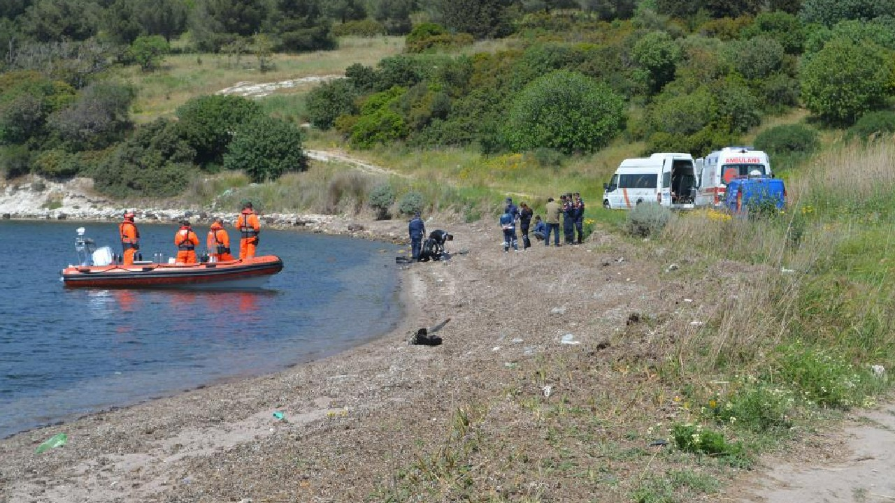 İzmir'de denizde dalgıç kıyafetli ceset bulundu