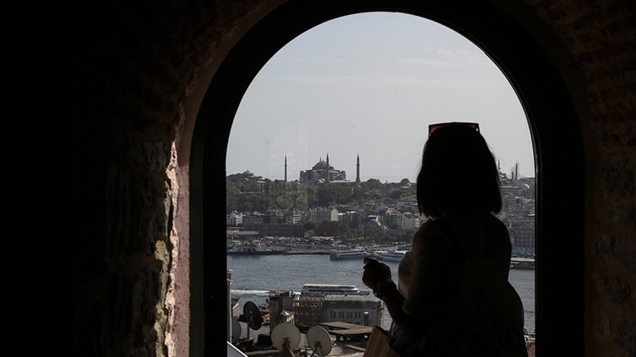 İstanbul'a mart ayında gelen turist sayısı 1 milyonun üzerine çıktı