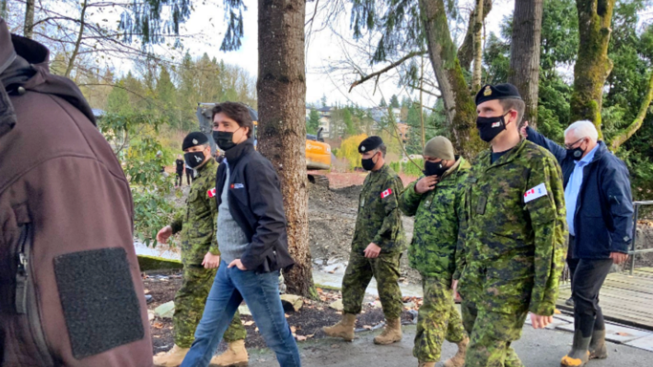 Kanada lideri Justin Trudeau Ukrayna'nın Irpin şehrinde: 'Şoke oldu!'