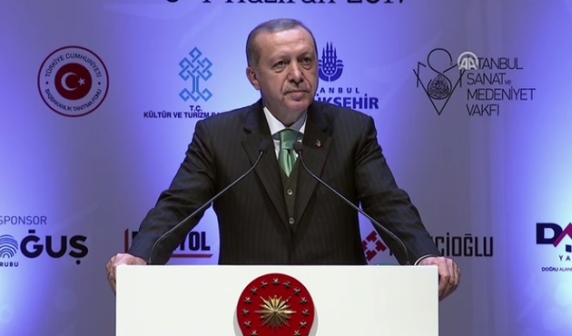 Cumhurbaşkanı Erdoğan, Hilye-i Şerif yarışması ödül törenine katıldı!