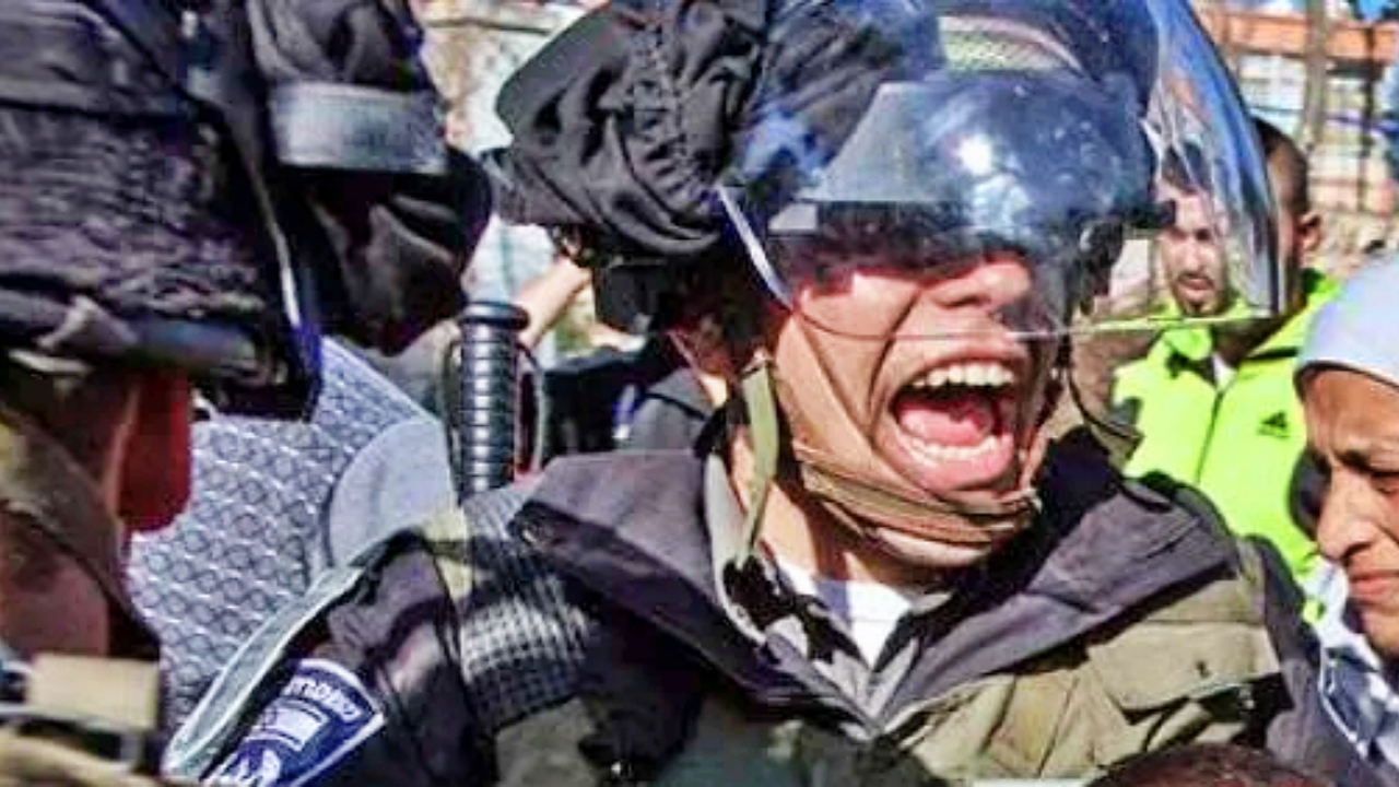 İsrail polisi, kendisiyle tartışan Filistinli genci vurdu!