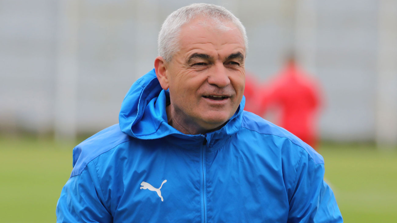 Rıza Çalımbay'dan Alanyaspor maçı öncesi taraftara mesaj: Türkiye Kupası'nda tarihi bir maç oynayacağız