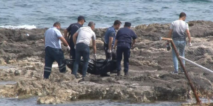Antalya'da deniz kenarındaki kayalık alanda ceset bulundu