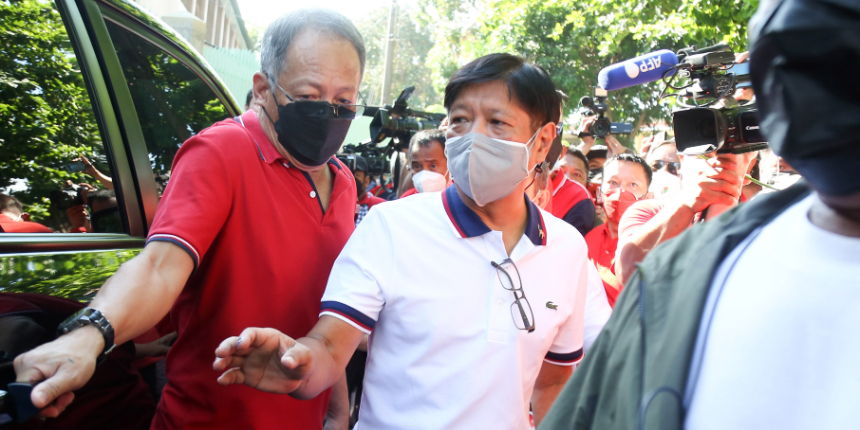 Filipinler'deki seçimlerde eski diktatörün oğlu 'Bongbong' önde gidiyor
