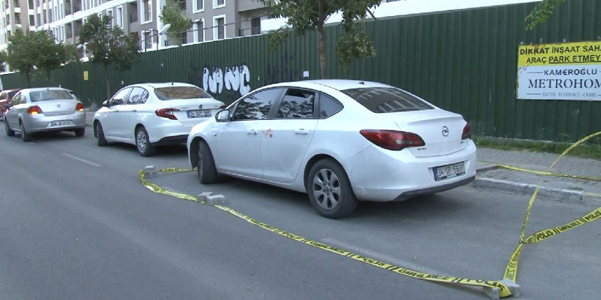Trafik eşkıyaları! Yol verme tartışmasında araçtan inen silahlı 3 kişi kurşun yağdırdı