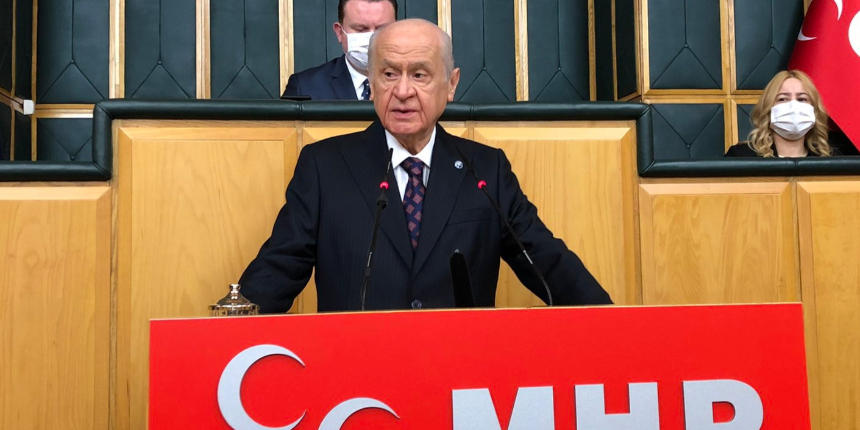 Bahçeli "Katillerin ellerine bırakmayacağız" diyerek duyurdu: Türkiye'nin yarınlarında sığınmacı sorunu kalmayacak!