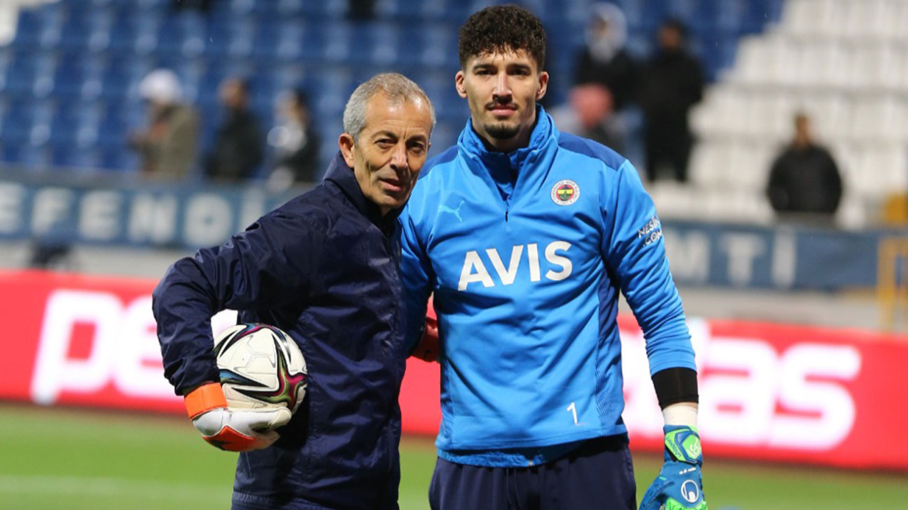 Fenerbahçe'nin başarılı kalecisi Altay Bayındır performansıyla göz dolduruyor