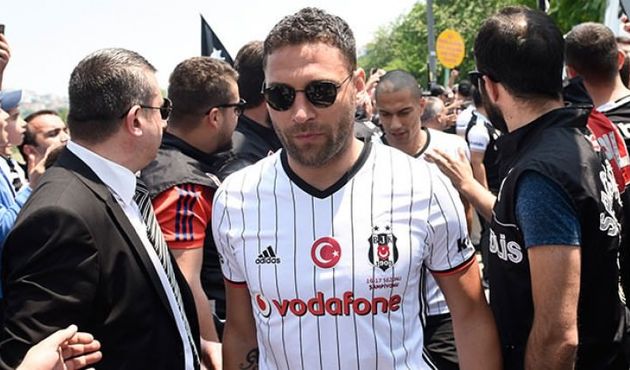 Tosic Beşiktaş ve Vodafone Park'ın tarihine geçti!