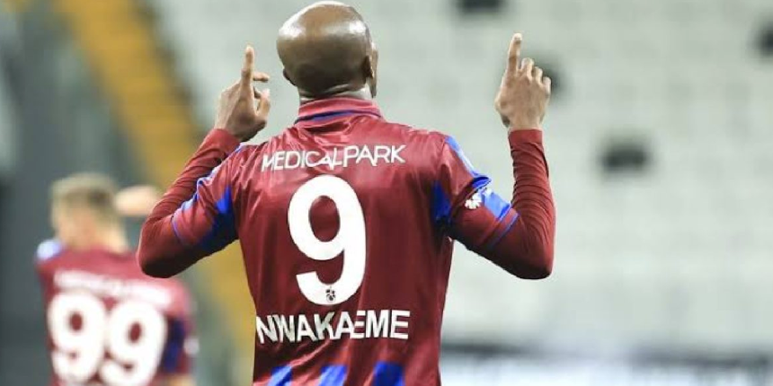 Trabzonsporlu Anthony Nwakaeme transfer açıklaması! Taraftardan özür diledi