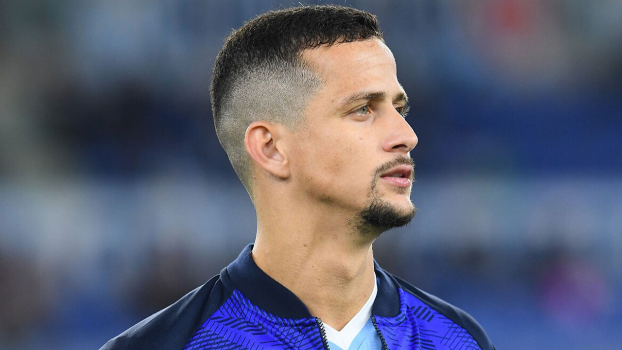 Fenerbahçe Lazio'nun sezon sonu serbest kalacak stoperi Luiz Felipe'yi transfer etmenin peşinde!