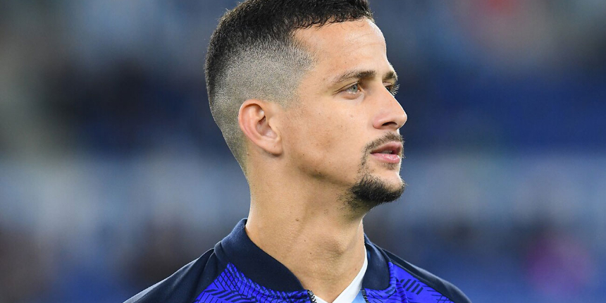 Fenerbahçe Lazio'nun sezon sonu serbest kalacak stoperi Luiz Felipe'yi transfer etmenin peşinde!