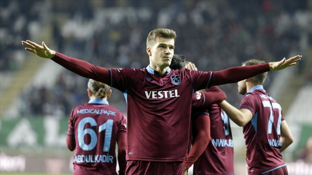 Sörloth'un menajeri İstanbul'a geliyor!