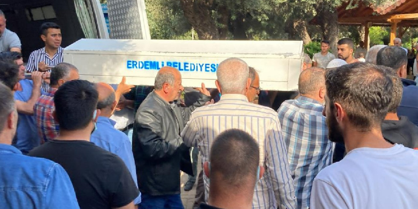 Telefonu şarja takarken akıma kapılan genç, hayatını kaybetti!